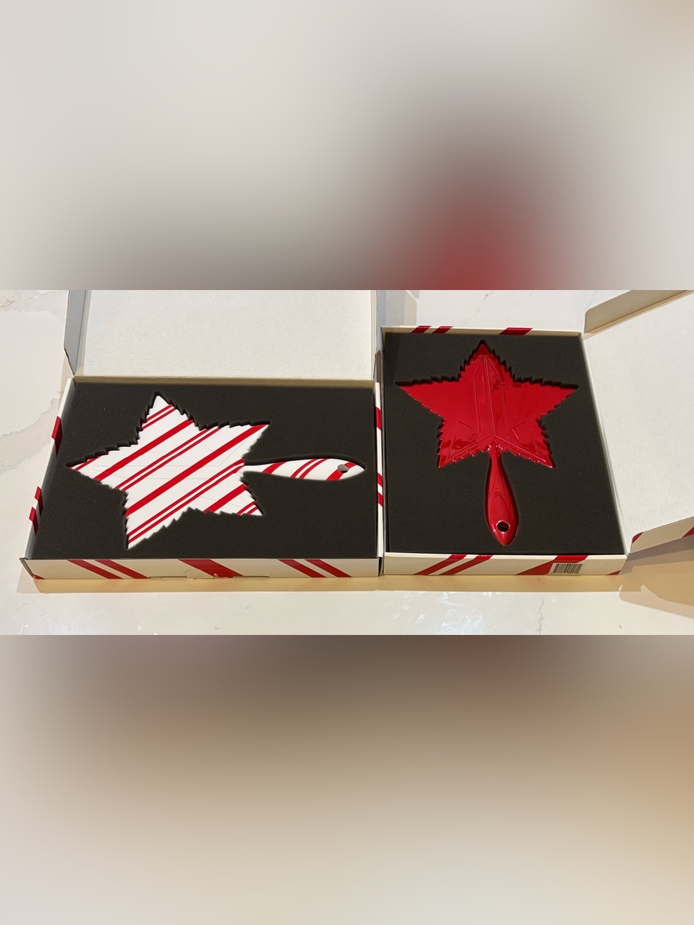 2 JEFFREE STAR - RED CHROME & RED / WHITE STRIPE LEAF STAR - HAND MIRROR NEW NIB